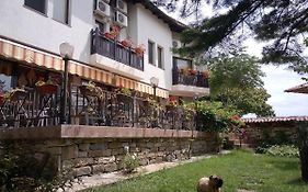 Хотел Елена